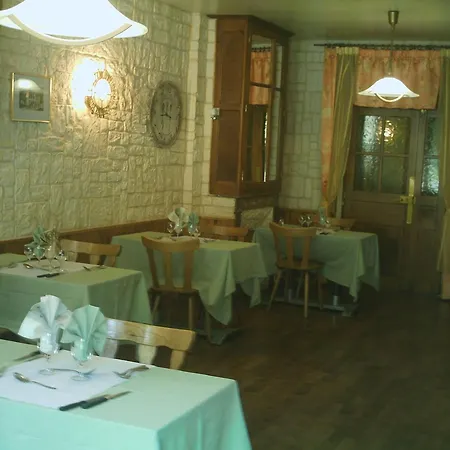 Hotel L'argonn' Apremont (Ardennes)